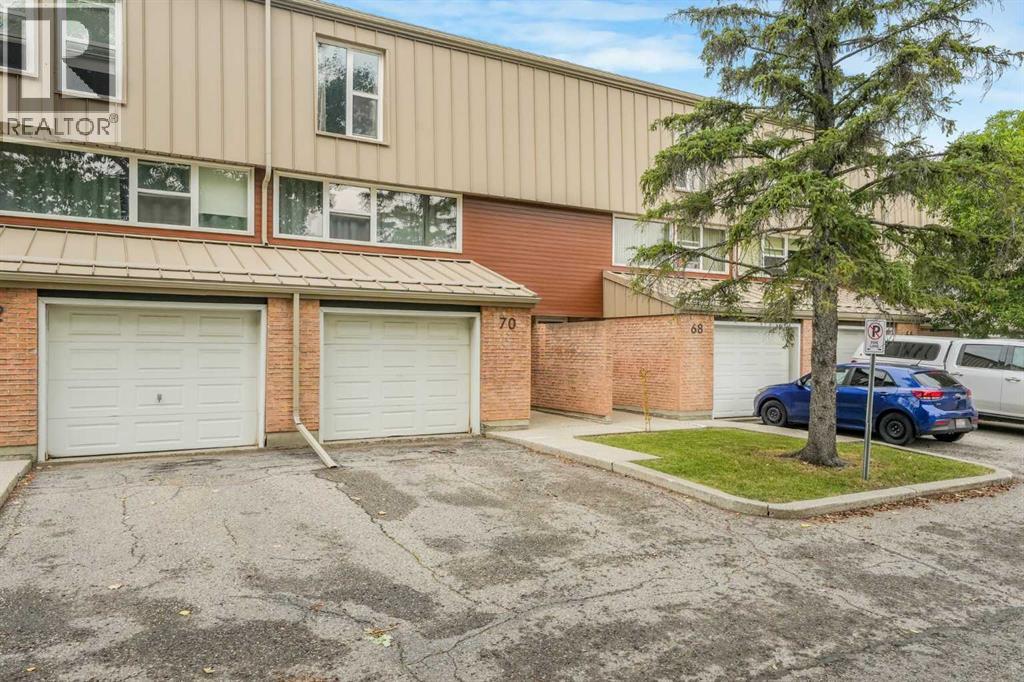 70 Brae Glen Lane SW