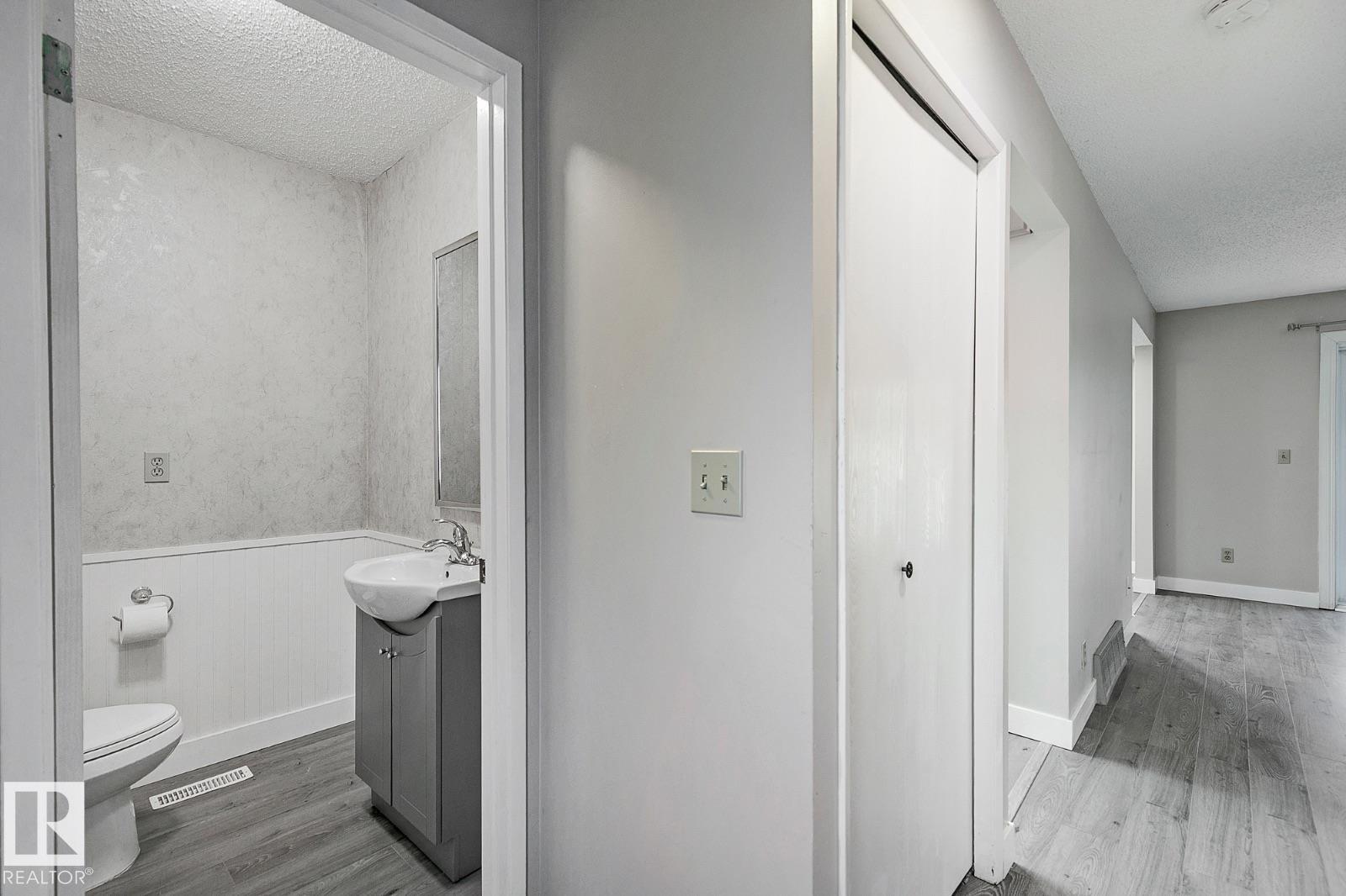 1767 LAKEWOOD RD S NW