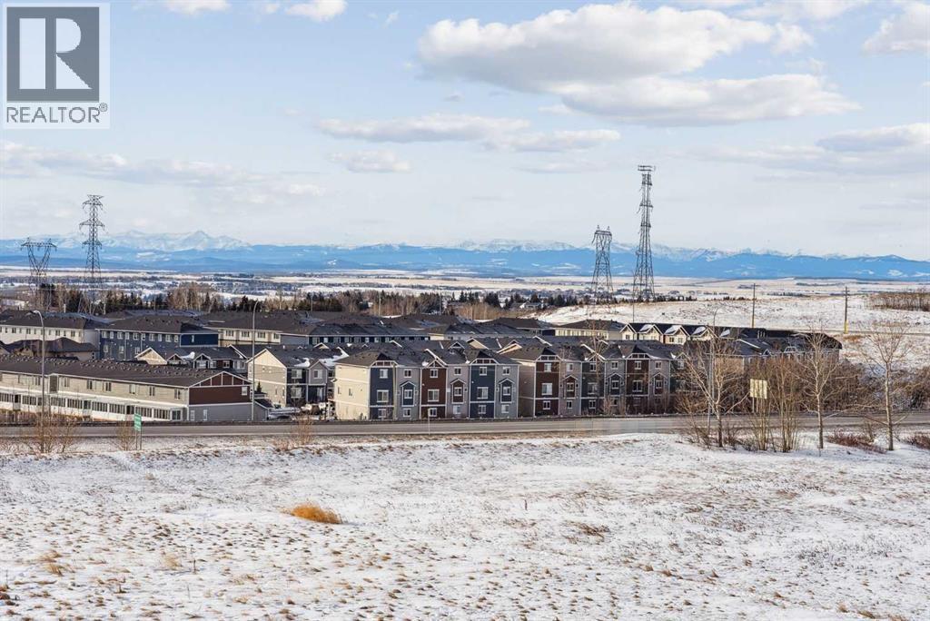 15, 117 Rockyledge View NW