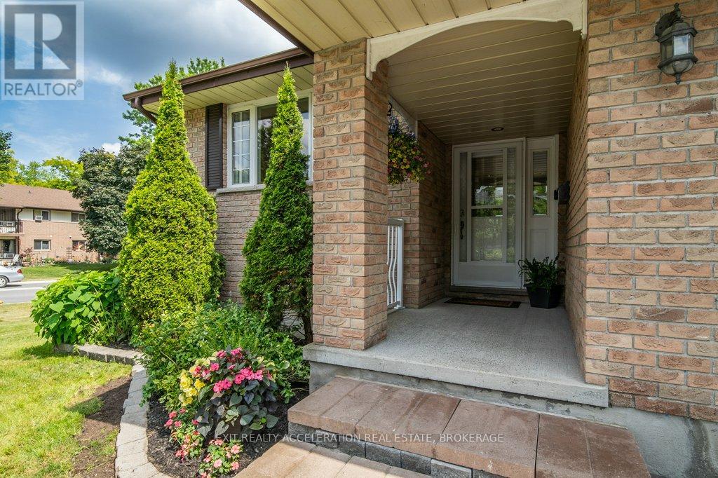 134 SHORELINE CRESCENT