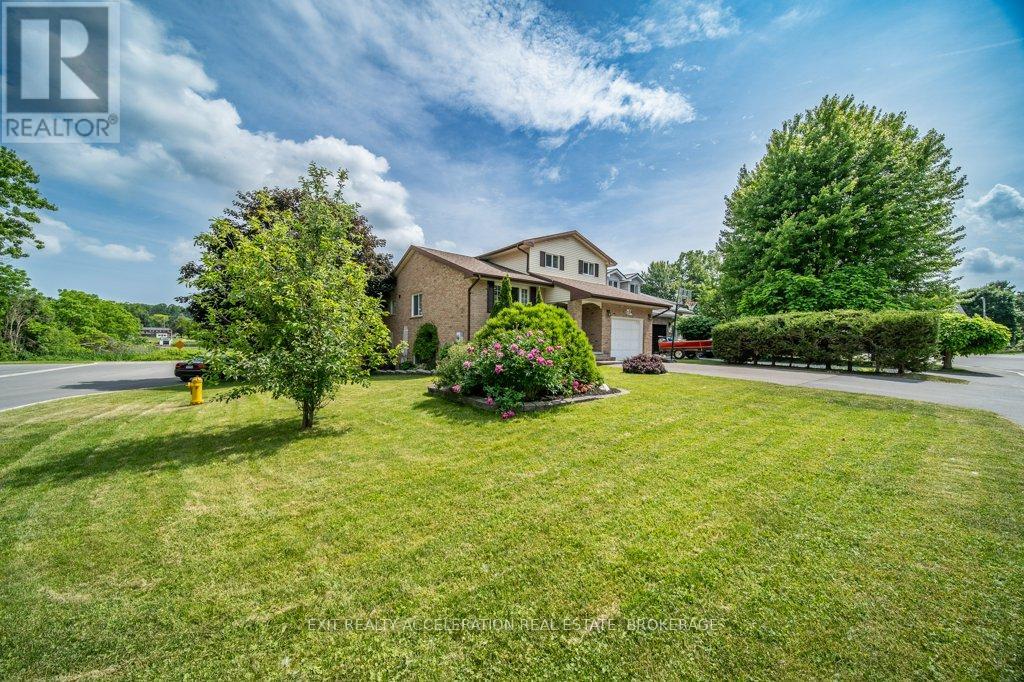 134 SHORELINE CRESCENT