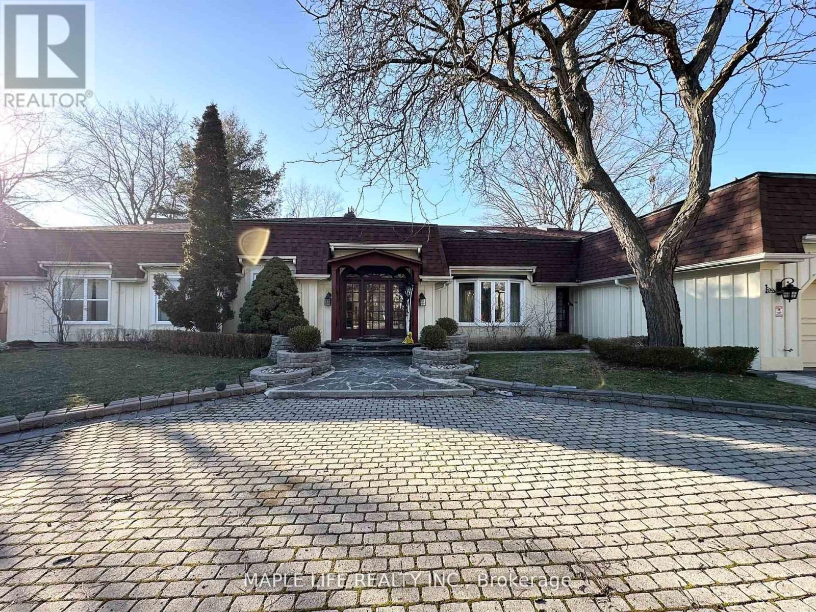 16 BRIAN CLIFF DRIVE