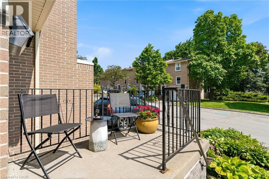 2241 MOUNTAIN GROVE Avenue Unit# 90