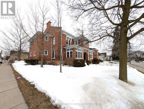 UNIT 3 - 35 KING STREET Prince Edward County (Picton Ward) ON K0K2T0