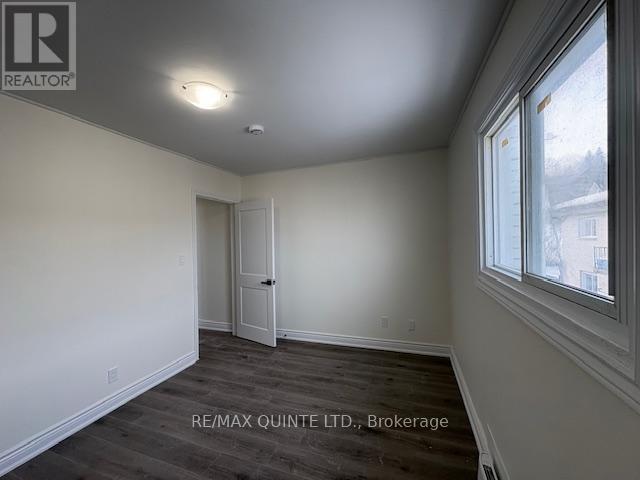 5 - 172 QUEEN STREET