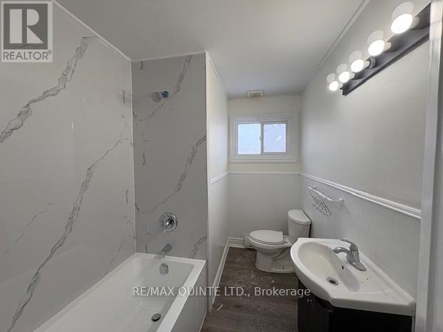 5 - 172 QUEEN STREET