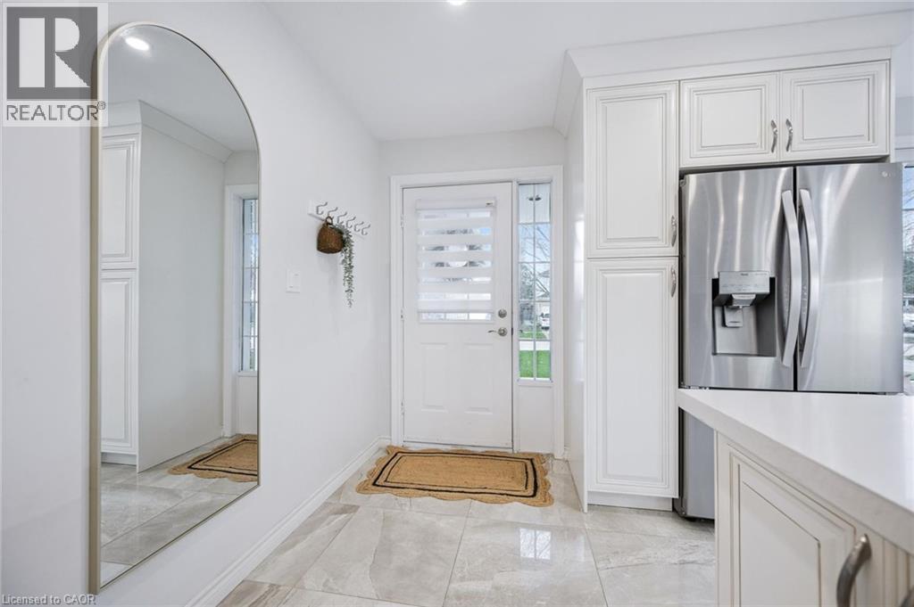 489 BRENTCLIFFE Drive