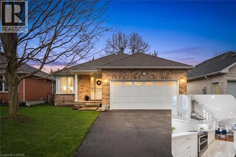 489 BRENTCLIFFE Drive Waterloo ON N2T2R8