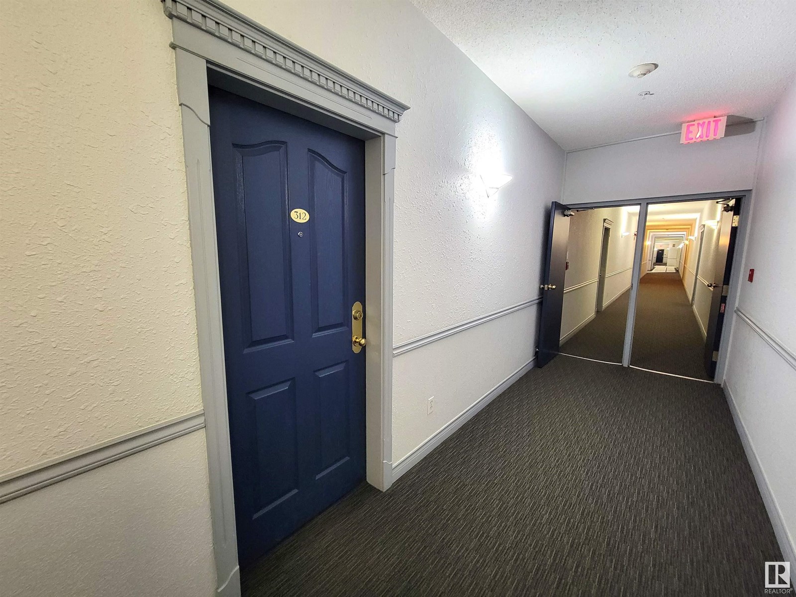 #312 10511 42 AV NW