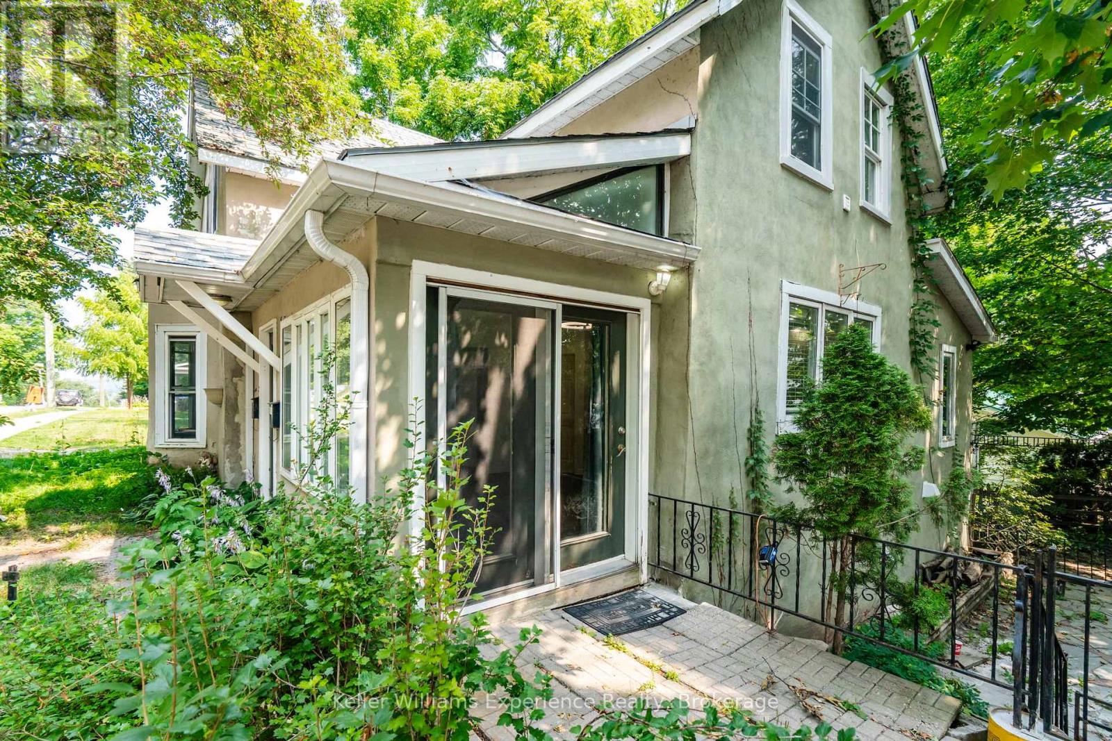 361 THIRD STREET