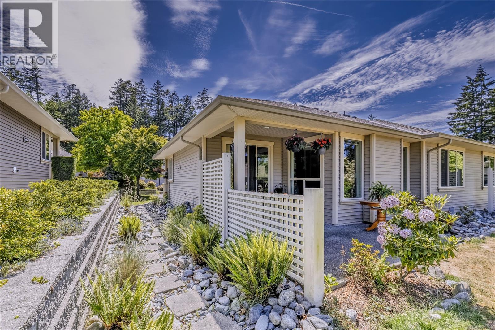 102 4466 Stonebridge Pl