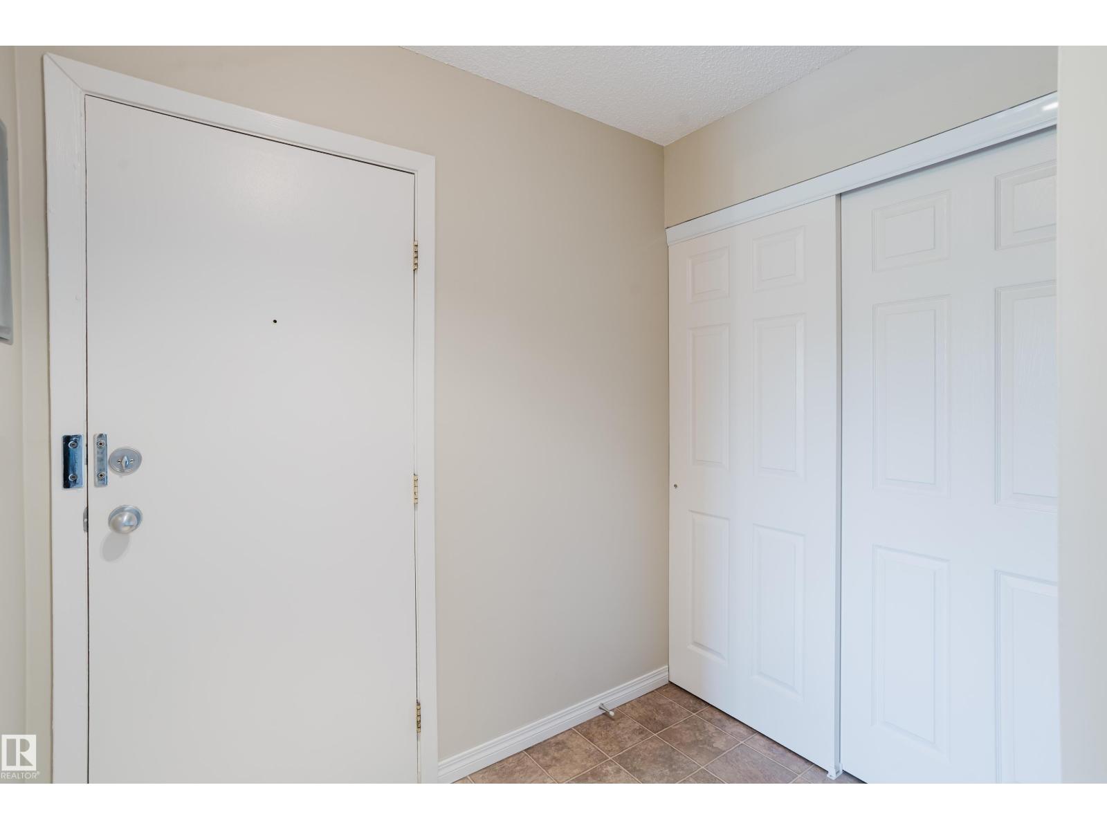 #202 7211 171 ST NW