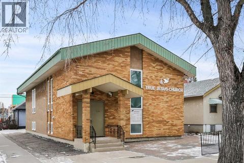 232 8A Street NE Calgary AB T2E4J1