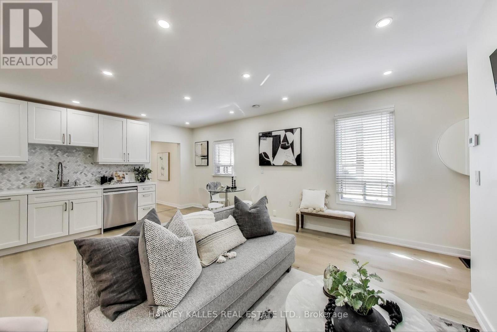 463 WESTMOUNT AVENUE