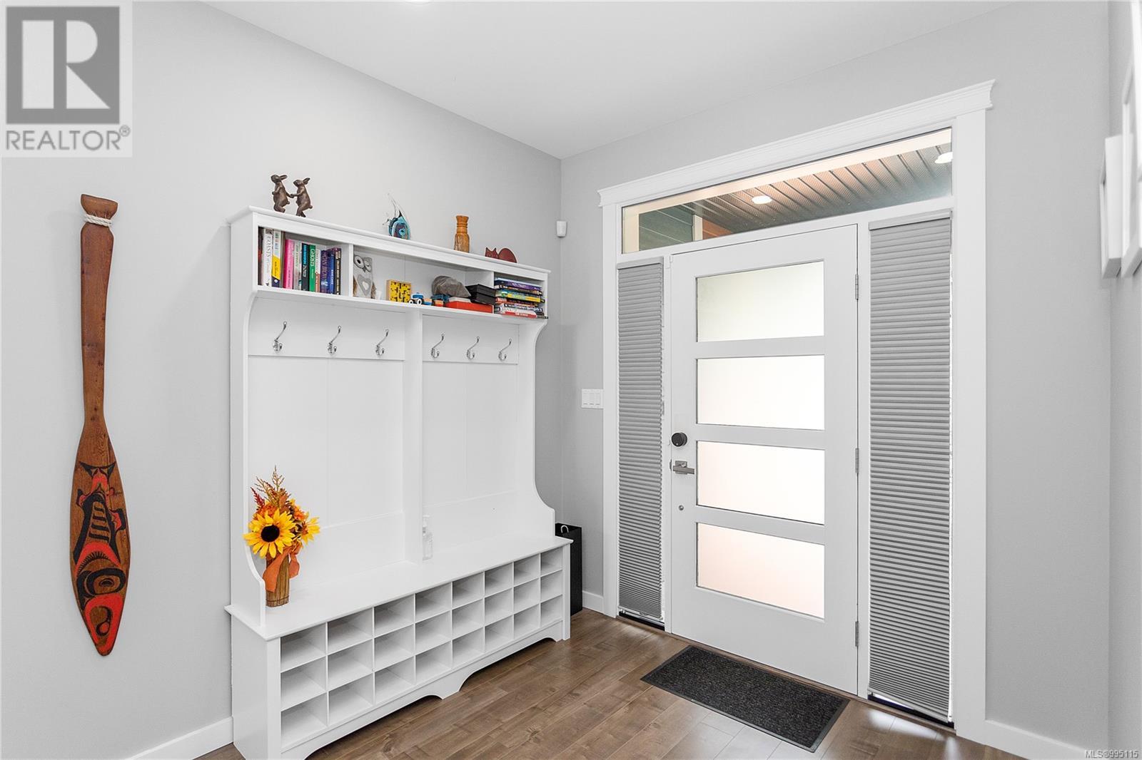 10404 Marina Vista Dr