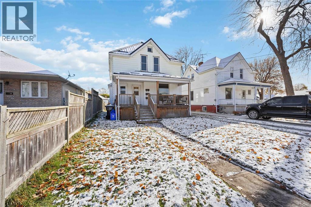 176 CHRISTINA STREET South