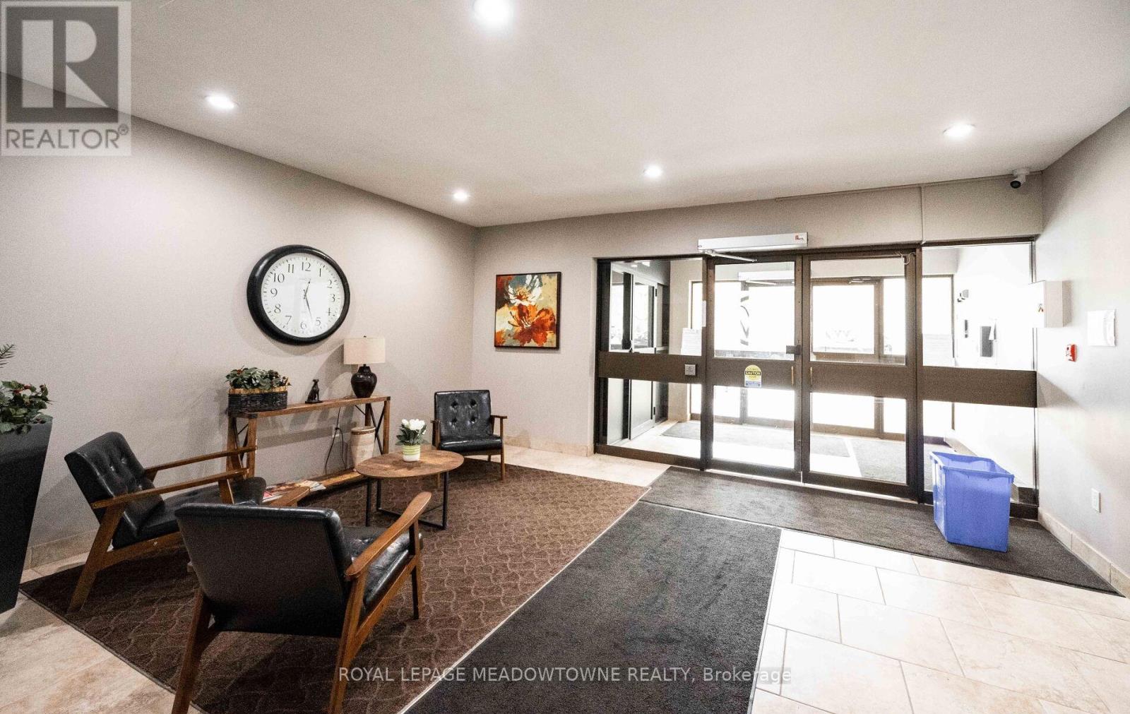 302 - 55 YARMOUTH STREET