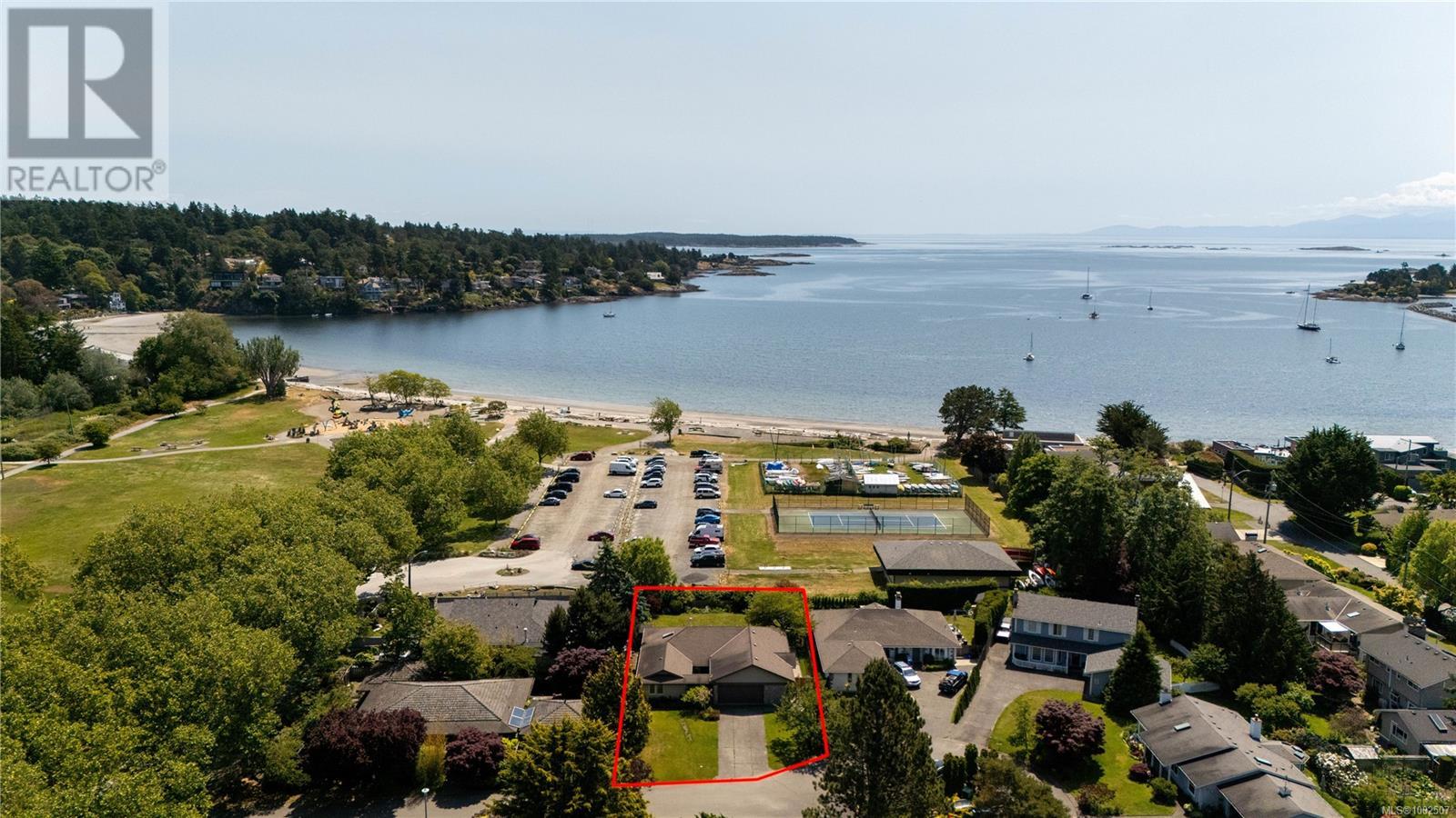 3819 Beachview Pl