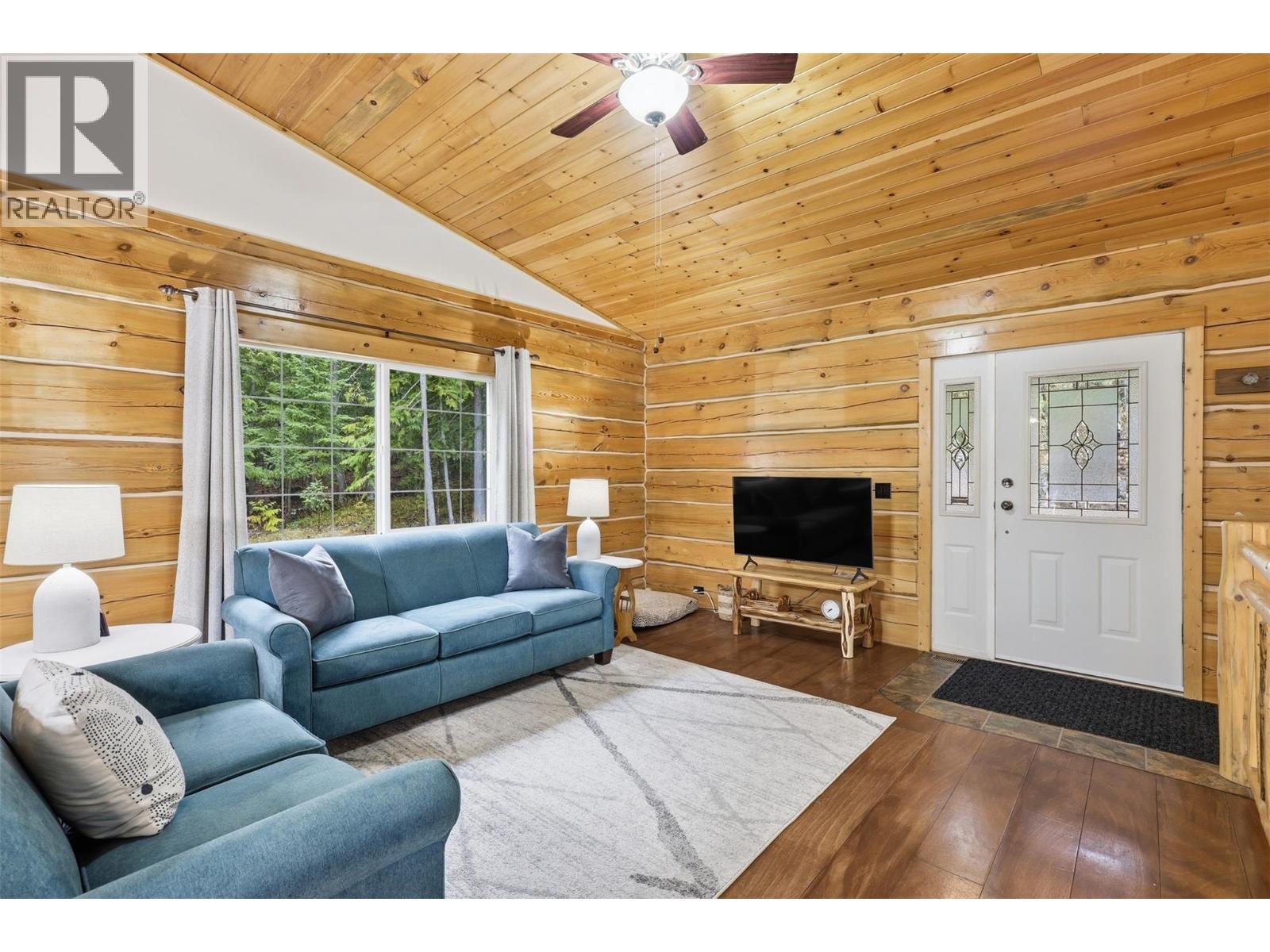 2233 Wildflower Lane