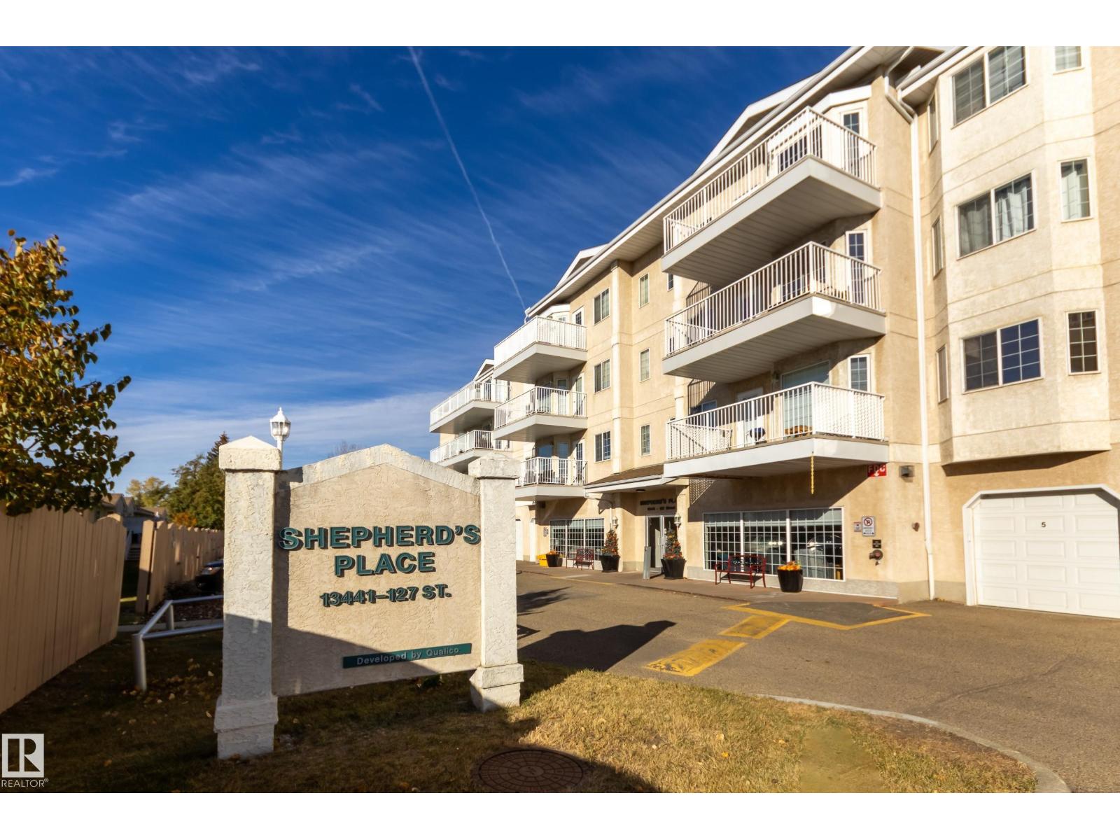 #437 13441 127 ST NW