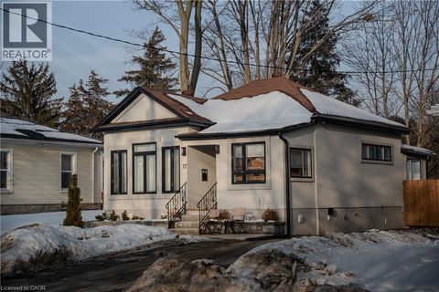 17 HADDINGTON Street Cambridge ON N1R3P8