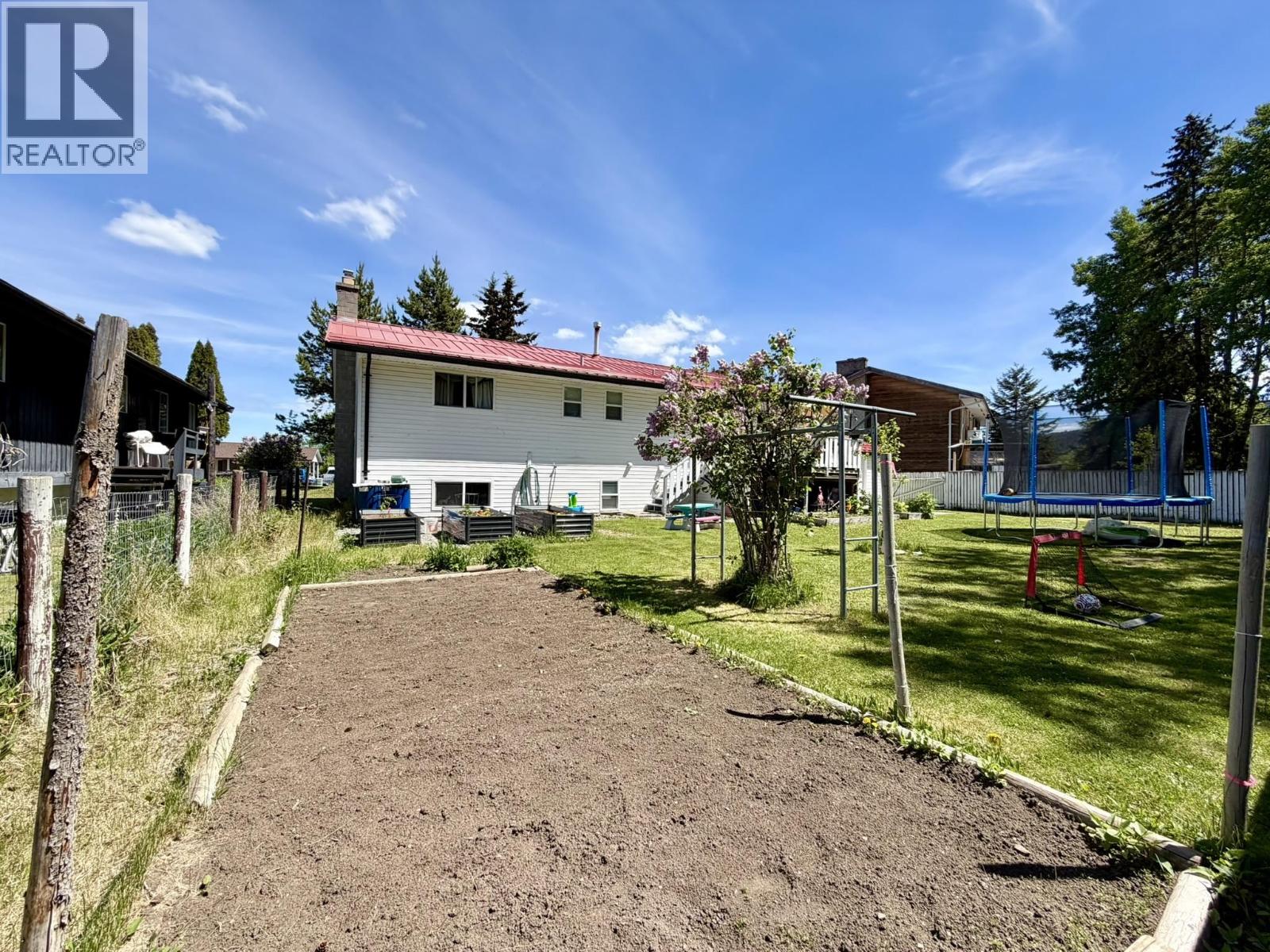 393 BIRCH PLACE