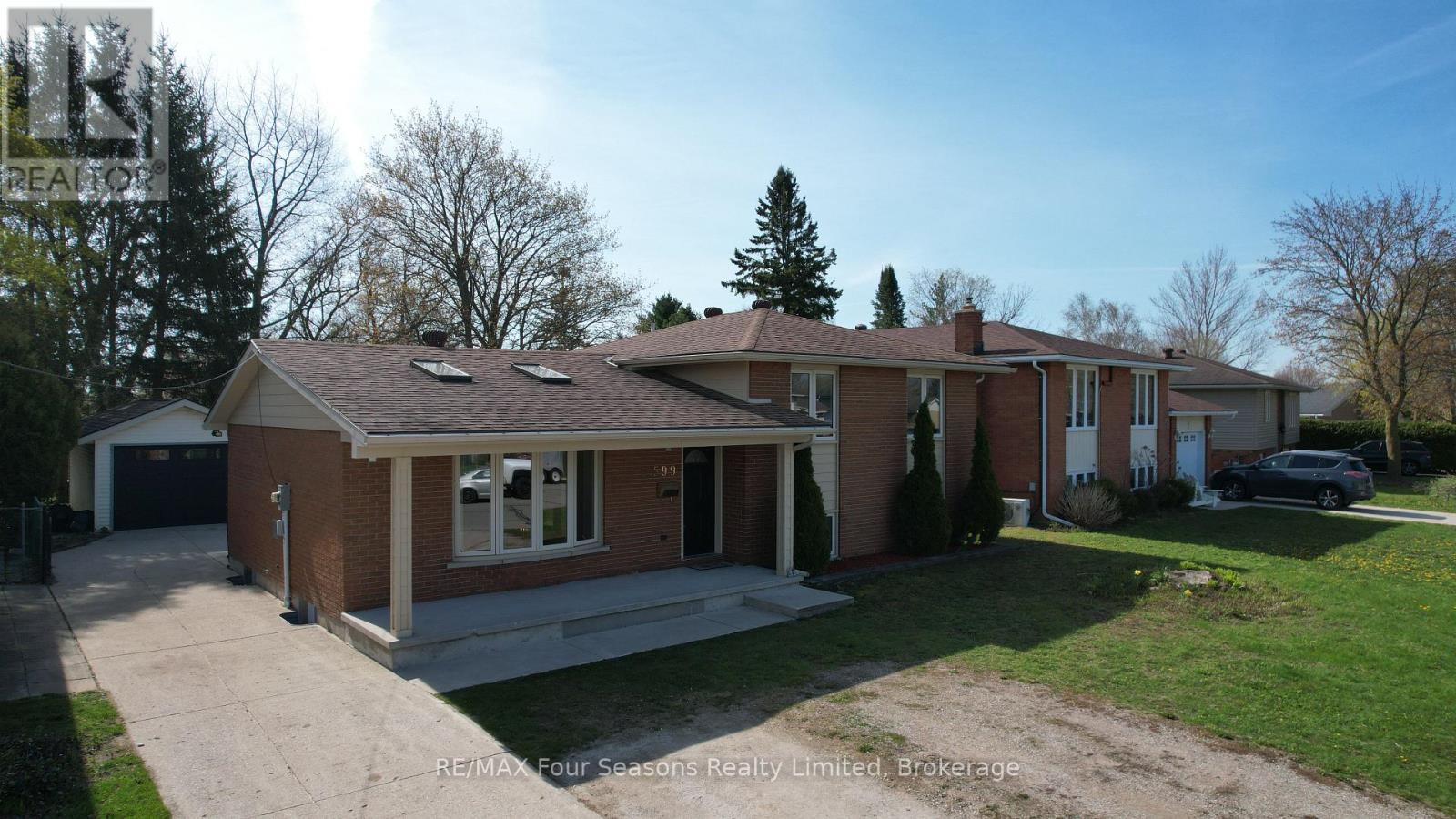 599 THEDE DRIVE