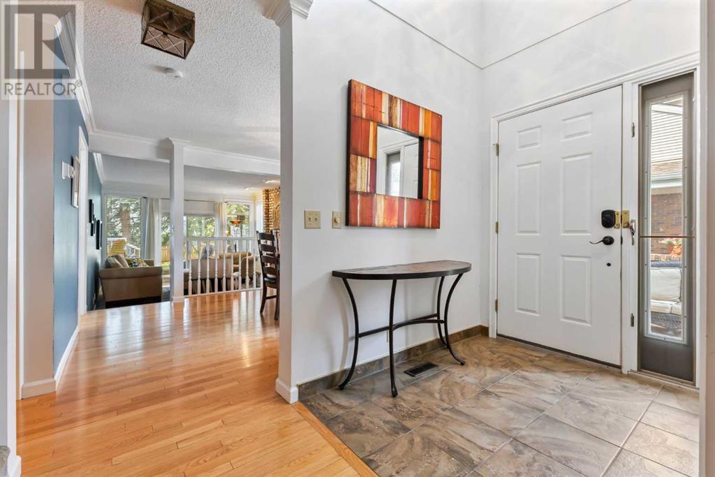 25, 275 Woodridge Drive SW