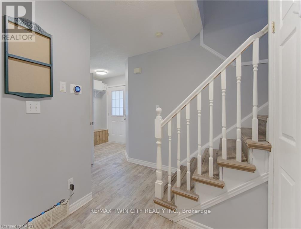 39 CHANTILLY STREET