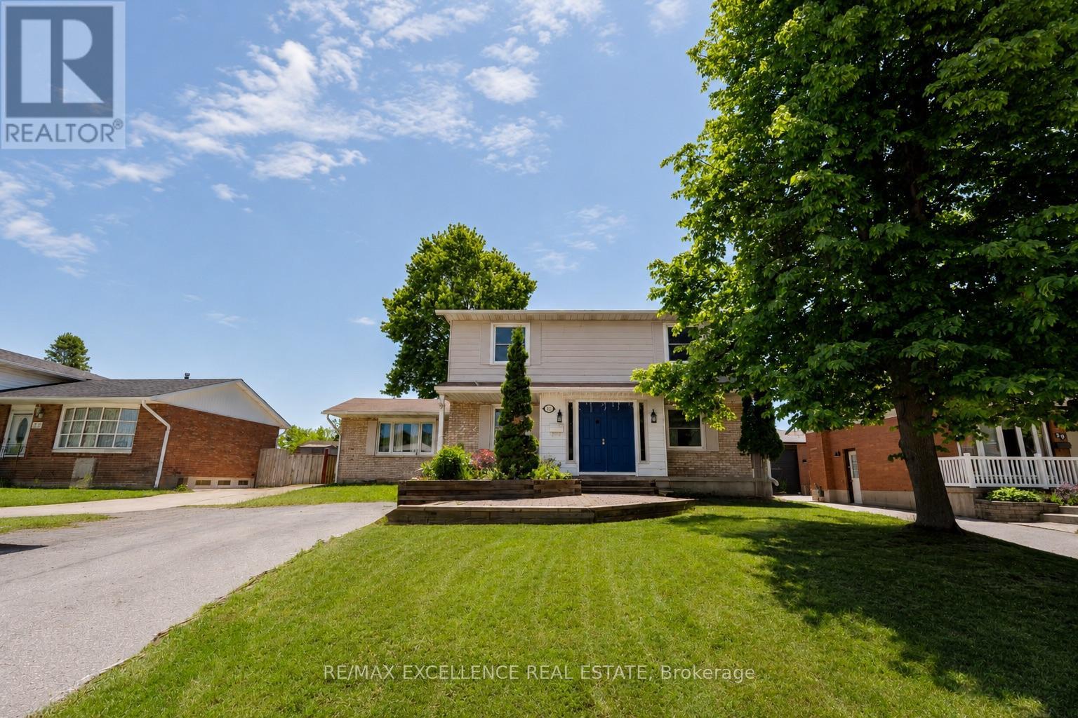 27 WADSWORTH DRIVE