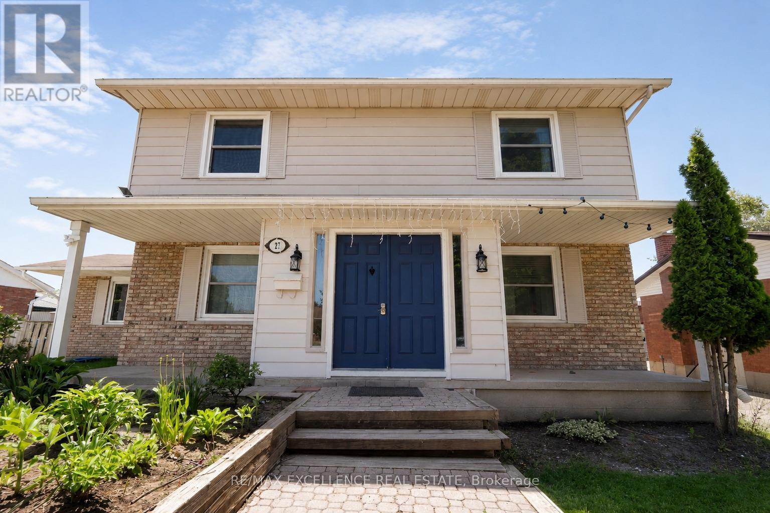 27 WADSWORTH DRIVE