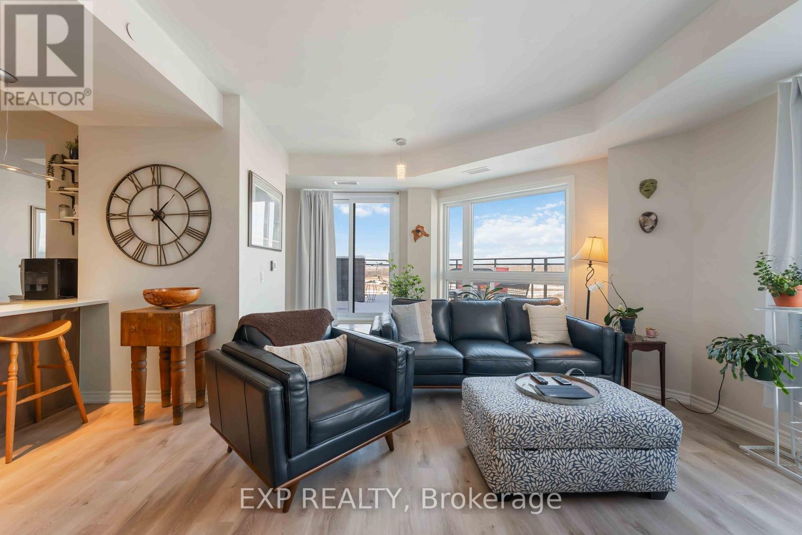 505 - 1350 HEMLOCK ROAD