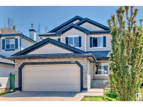 490 Hunter GR NW NW Edmonton AB T6R3C3
