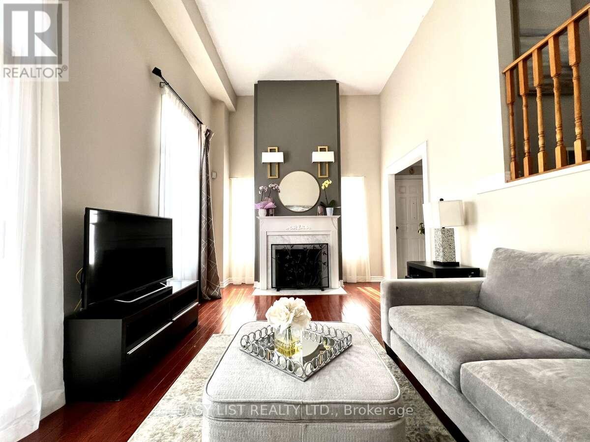 74 - 95 WELDRICK ROAD E