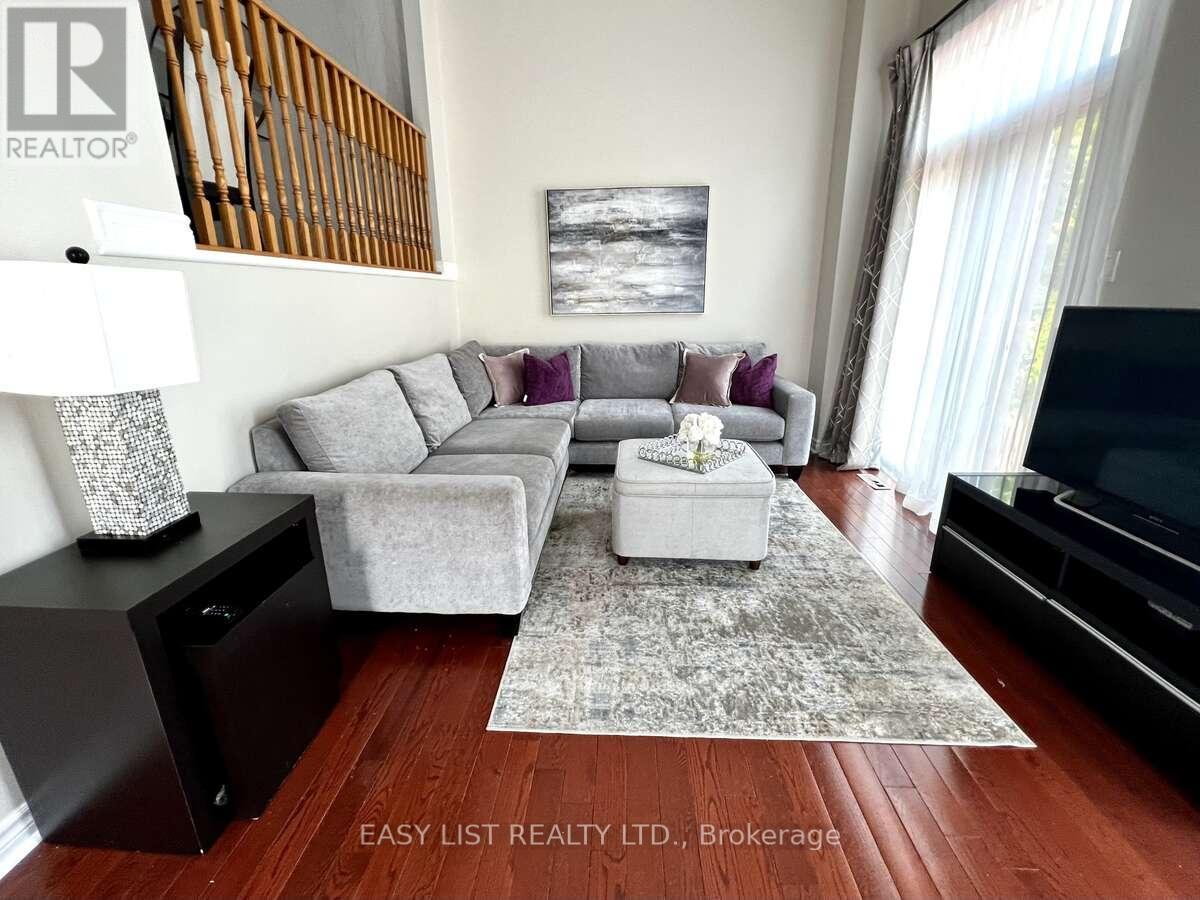 74 - 95 WELDRICK ROAD E