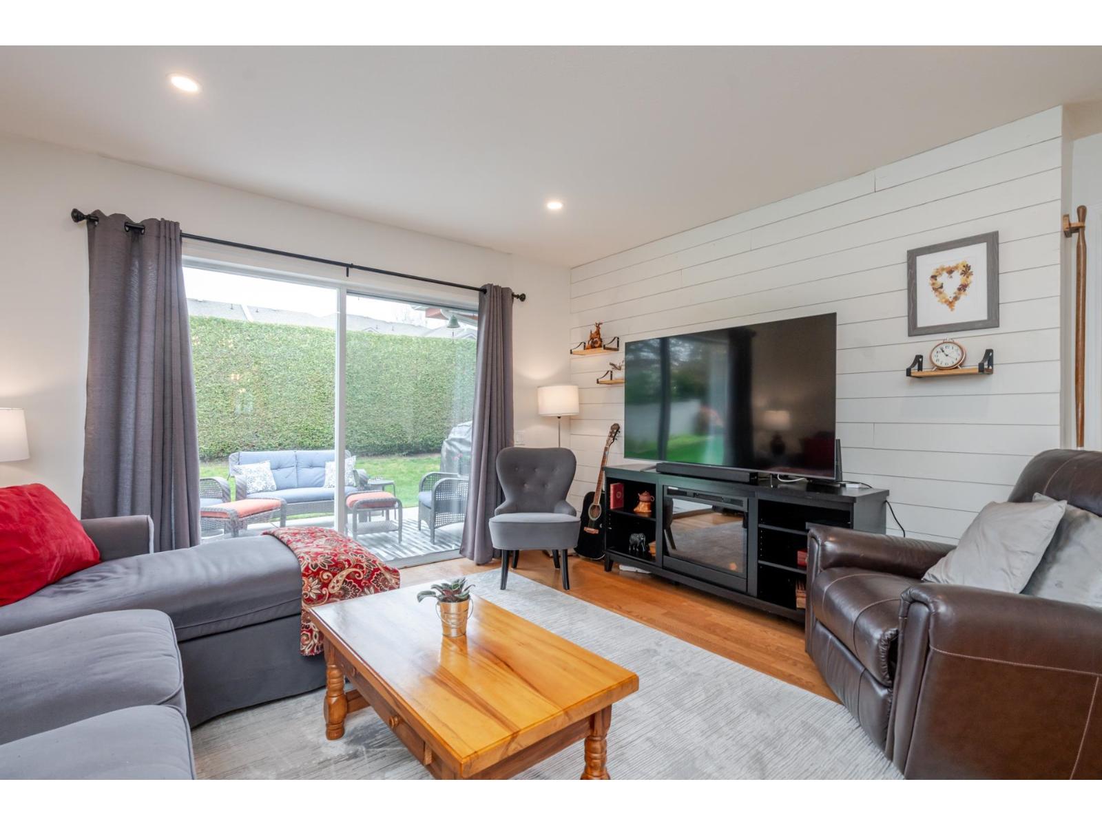 3 31406 UPPER MACLURE ROAD