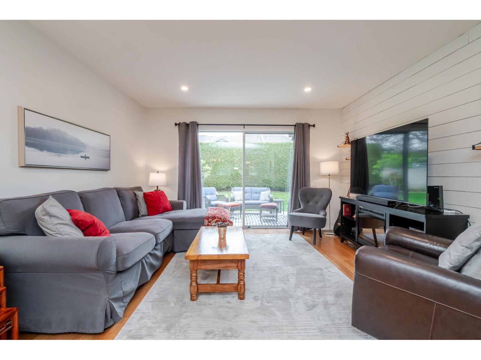 3 31406 UPPER MACLURE ROAD