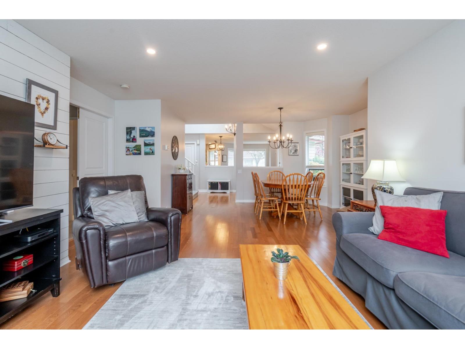 3 31406 UPPER MACLURE ROAD