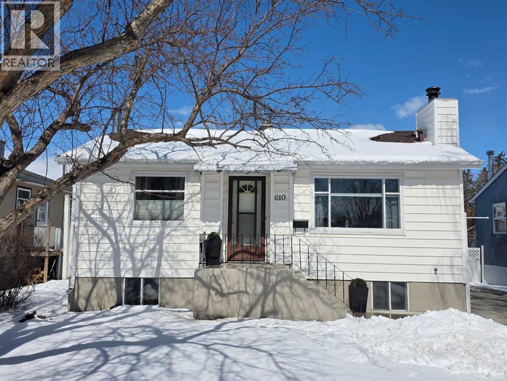 610 22 Avenue NE