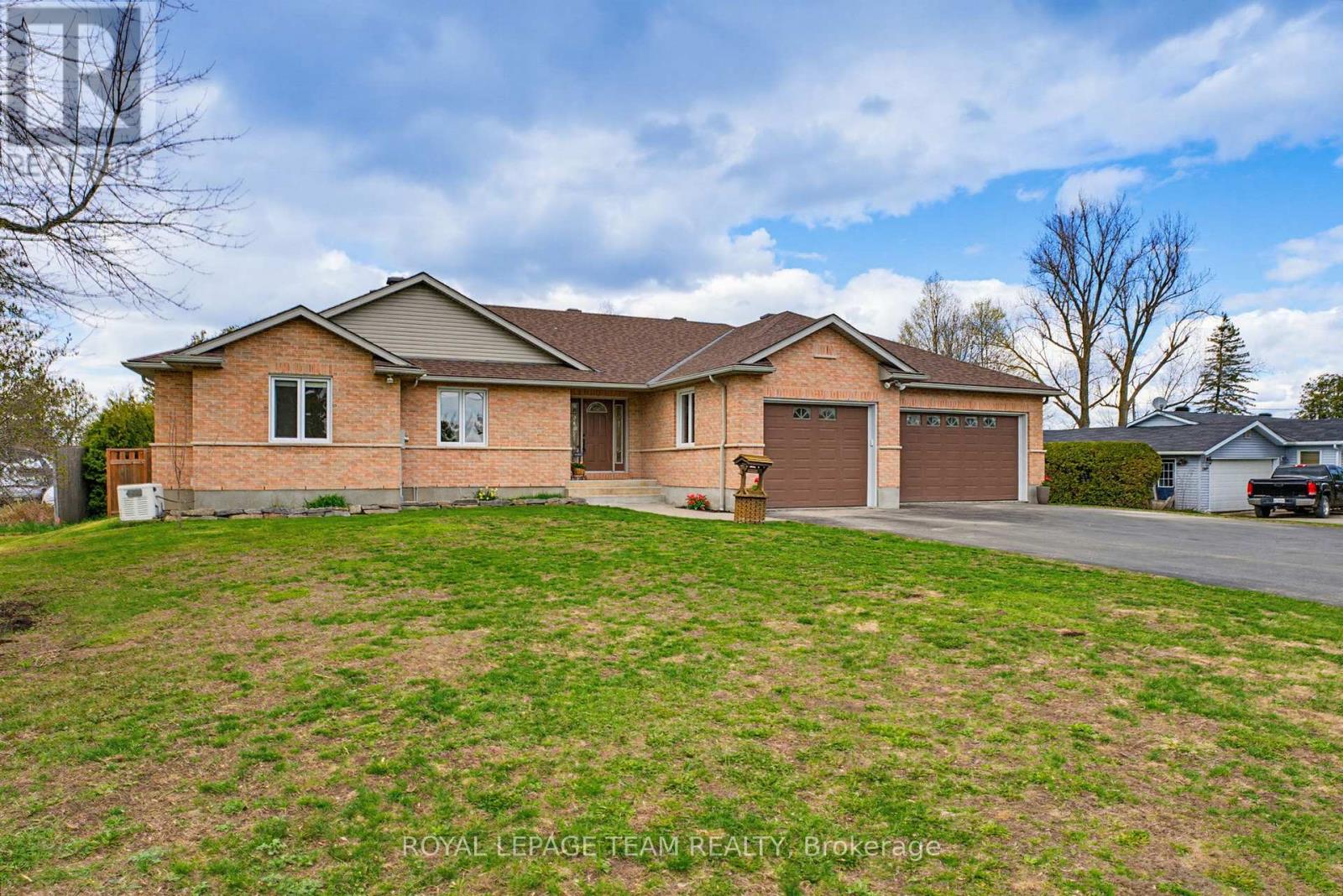 2141 RIVER ROAD