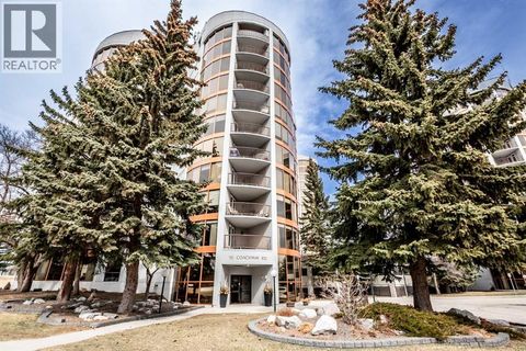 133, 10 Coachway Road SW Calgary AB T3H1E5