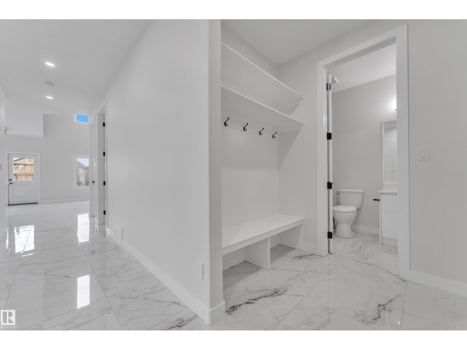 12623 44 ST NW