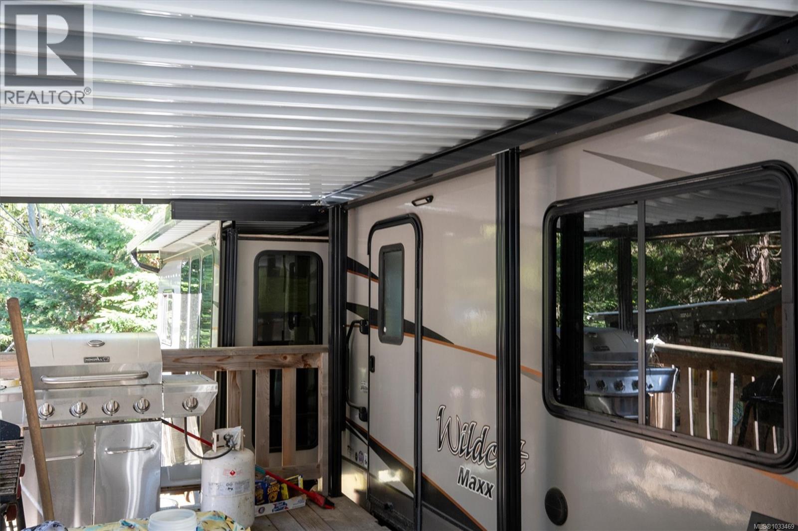 E14 2650 Turnbull Rd