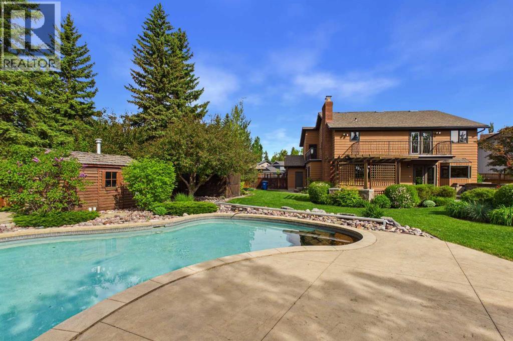 168 Canterville Drive SW