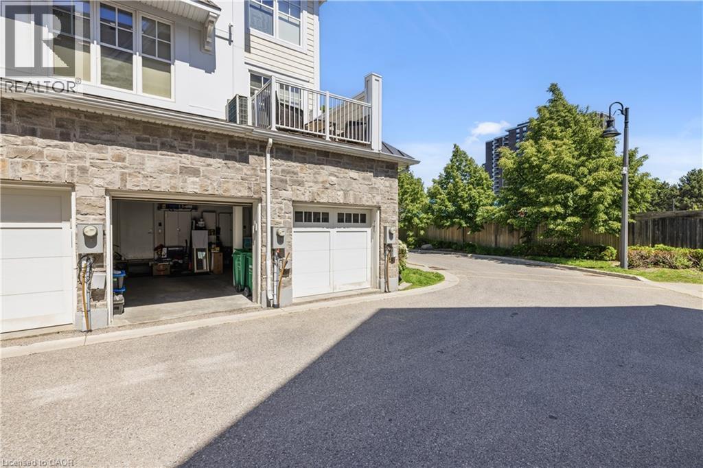 1011 DETA Road Unit# 904
