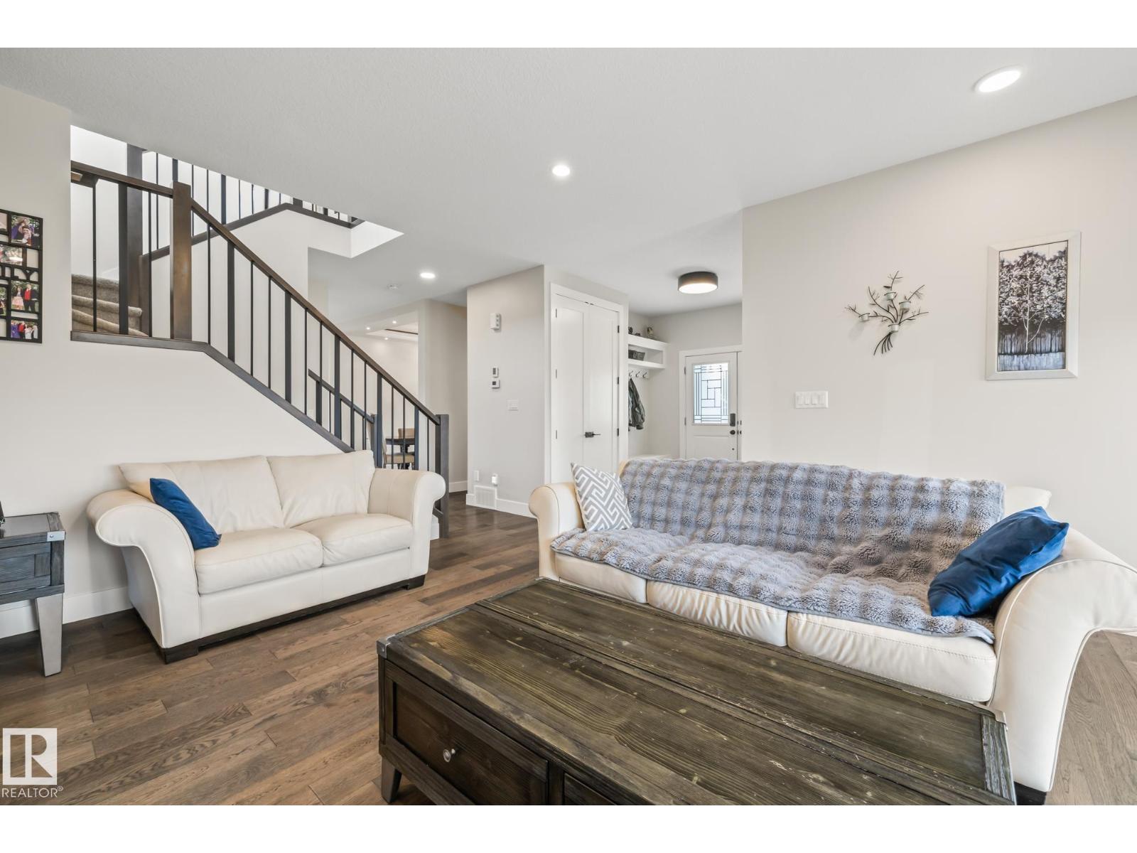 568 MERLIN LANDING LD NW