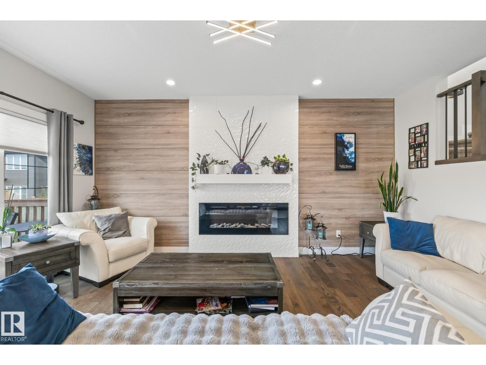 568 MERLIN LANDING LD NW