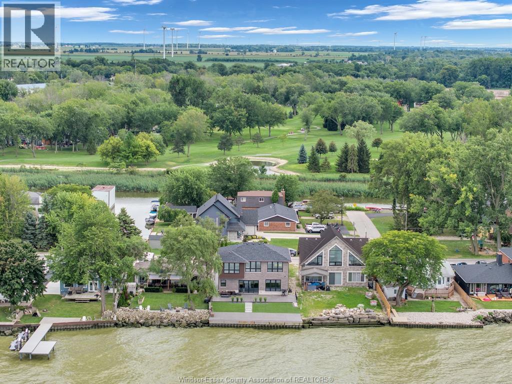 983 LAKESHORE PARK ROAD