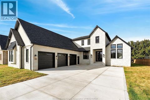 1443 MULLINS DRIVE Lakeshore ON N0R1V0