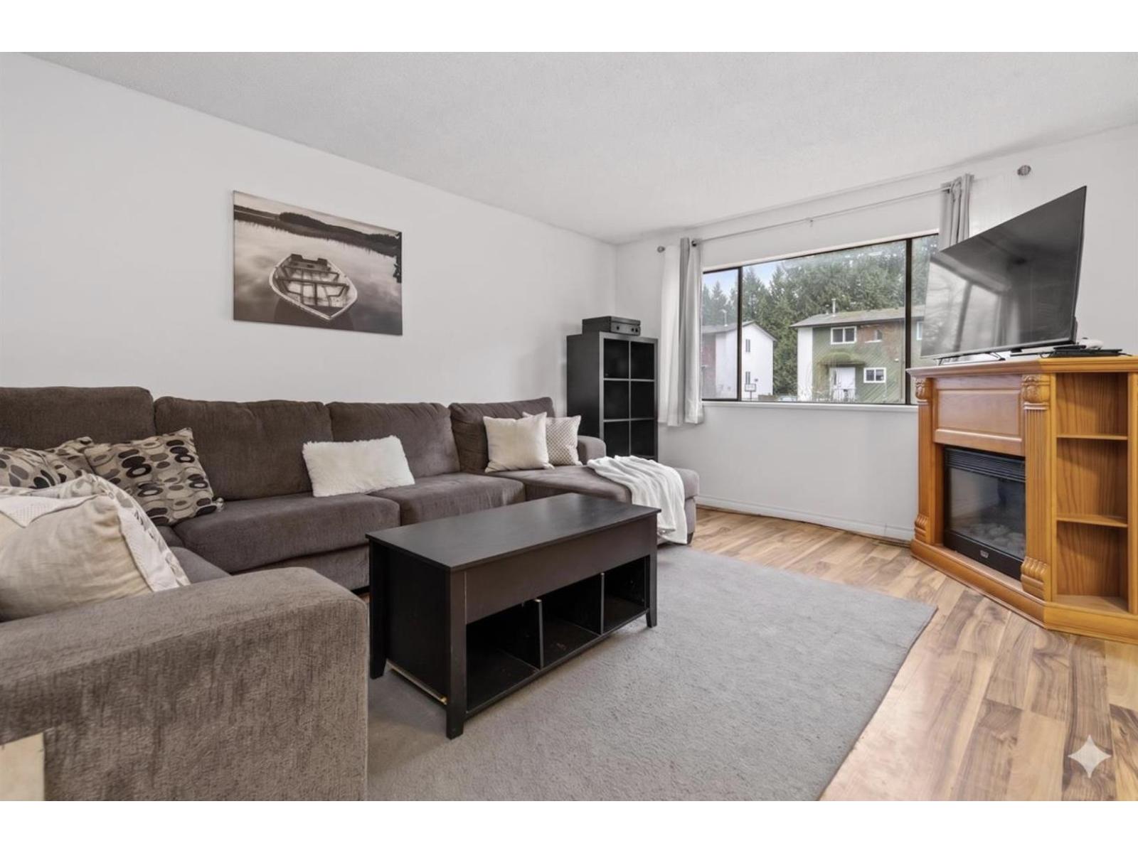 32369 GREBE CRESCENT